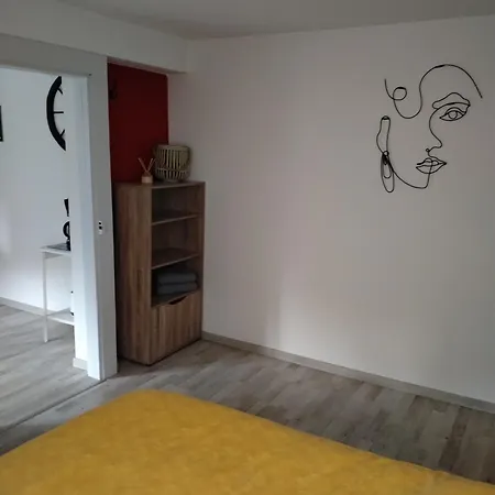 Les D'esika Apartamento